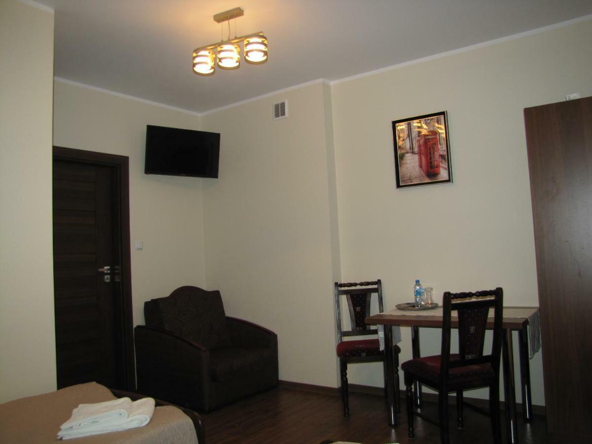 Heveliusz Bed & Breakfast Sokolow Podlaski Bagian luar foto