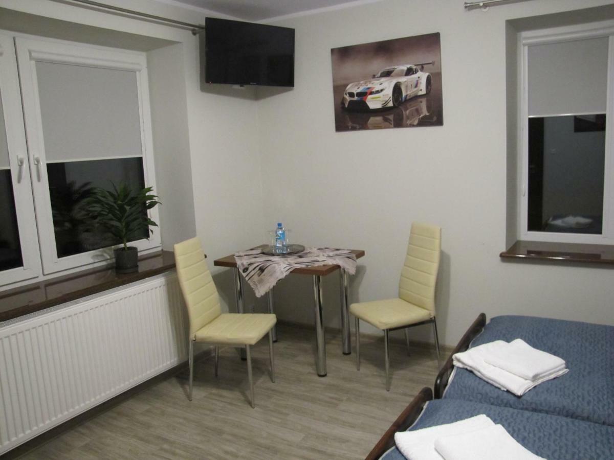 Heveliusz Bed & Breakfast Sokolow Podlaski Bagian luar foto