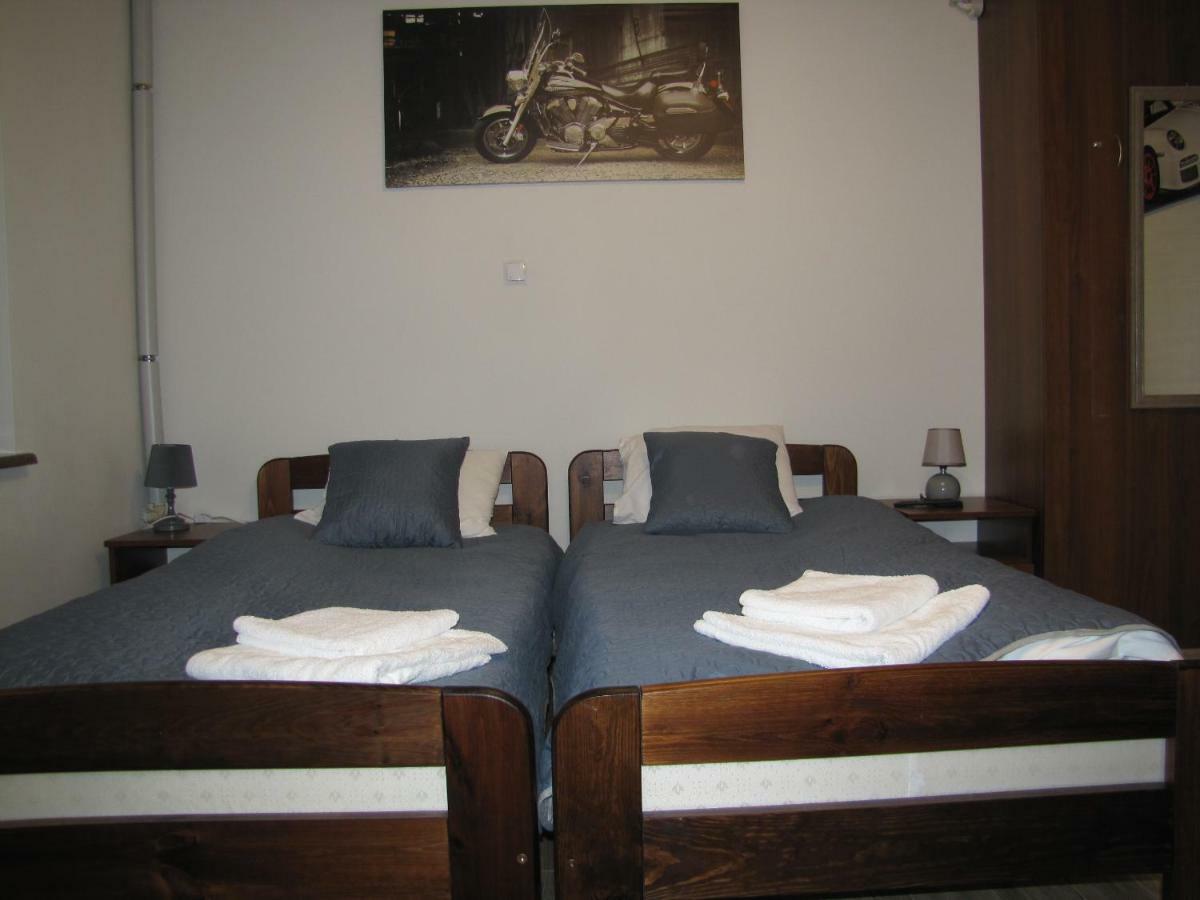 Heveliusz Bed & Breakfast Sokolow Podlaski Bagian luar foto